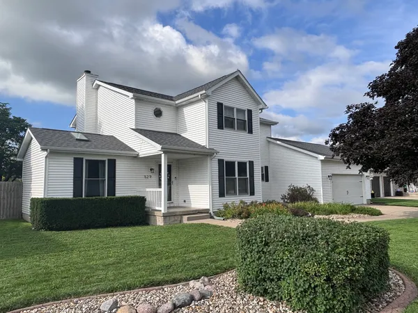$399,900 | 529 Gatlinburg Drive, Chatham, IL 62629