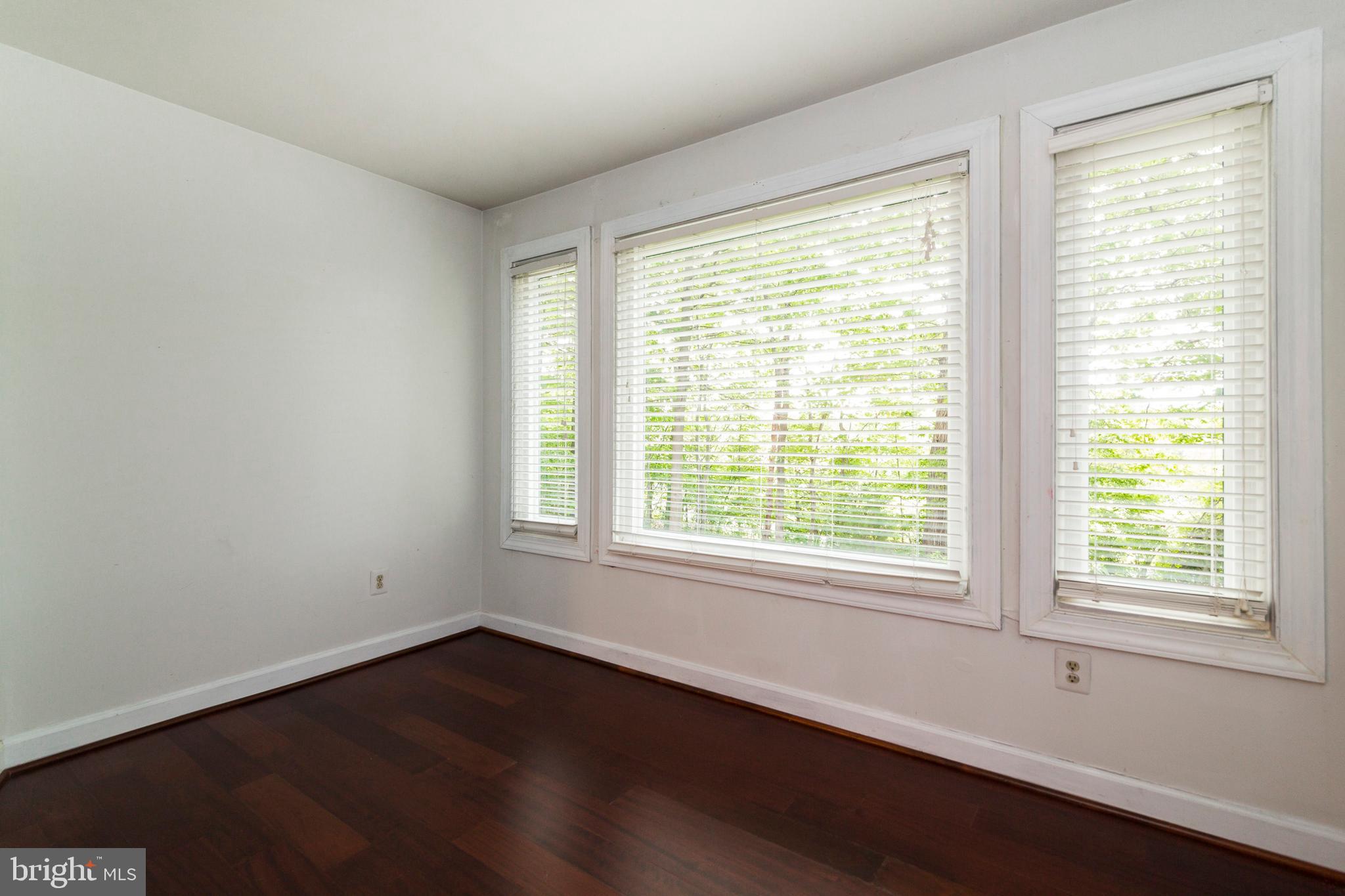 17045 Islip Loop, Unit 103 Dumfries, VA 22026 - Photo 15 of 35