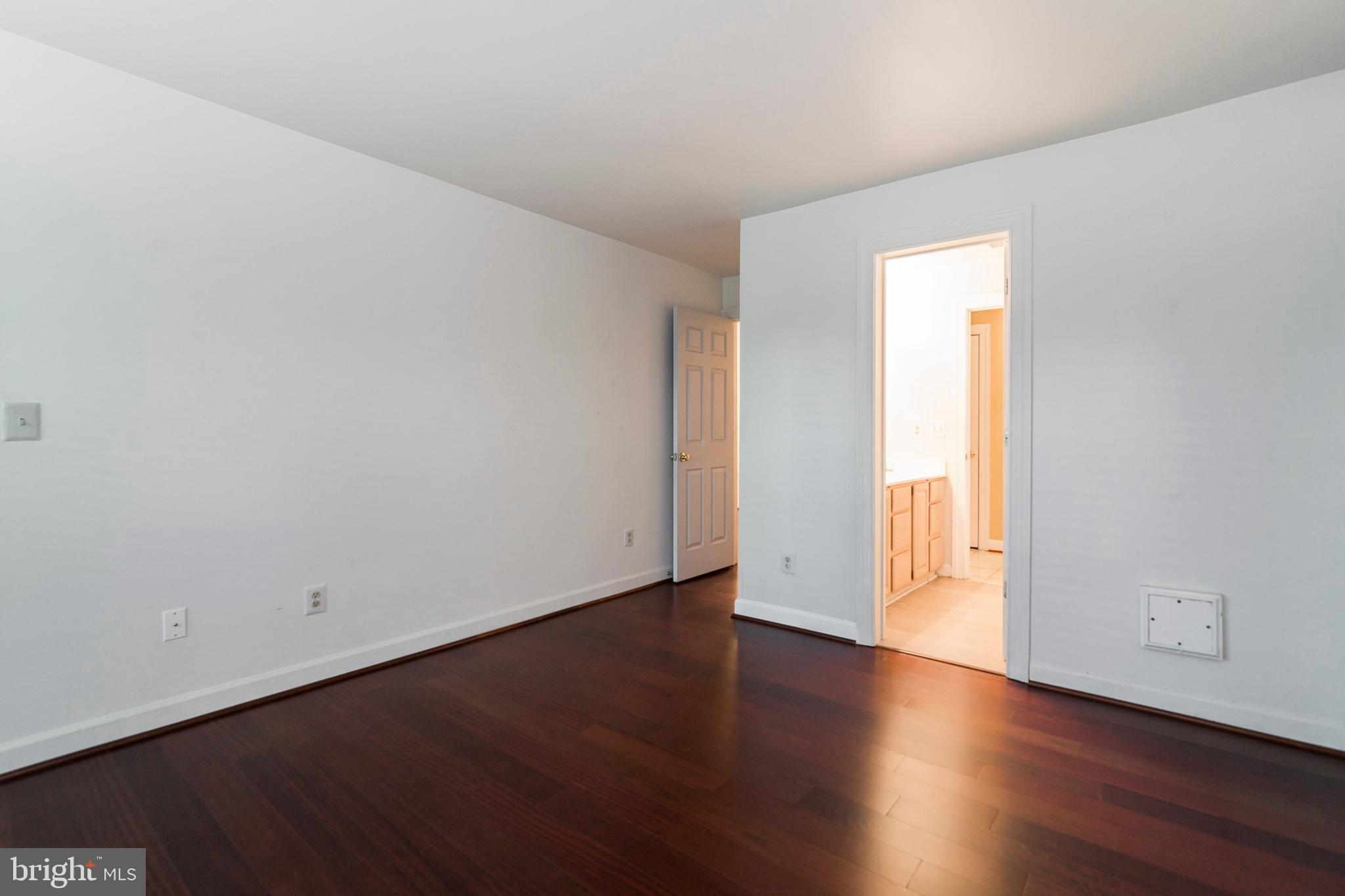 17045 Islip Loop, Unit 103 Dumfries, VA 22026 - Photo 25 of 35