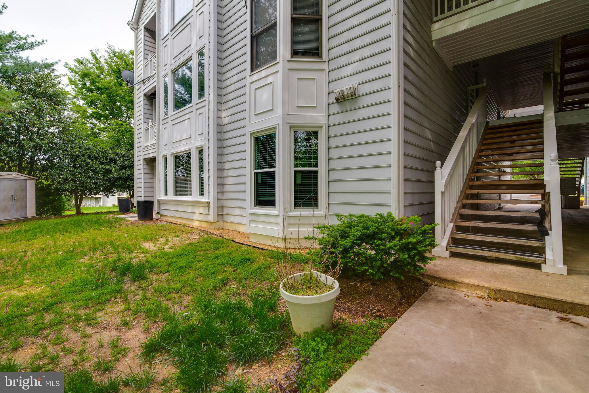 17045 Islip Loop, Unit 103 Dumfries, VA 22026 - Photo 34 of 35