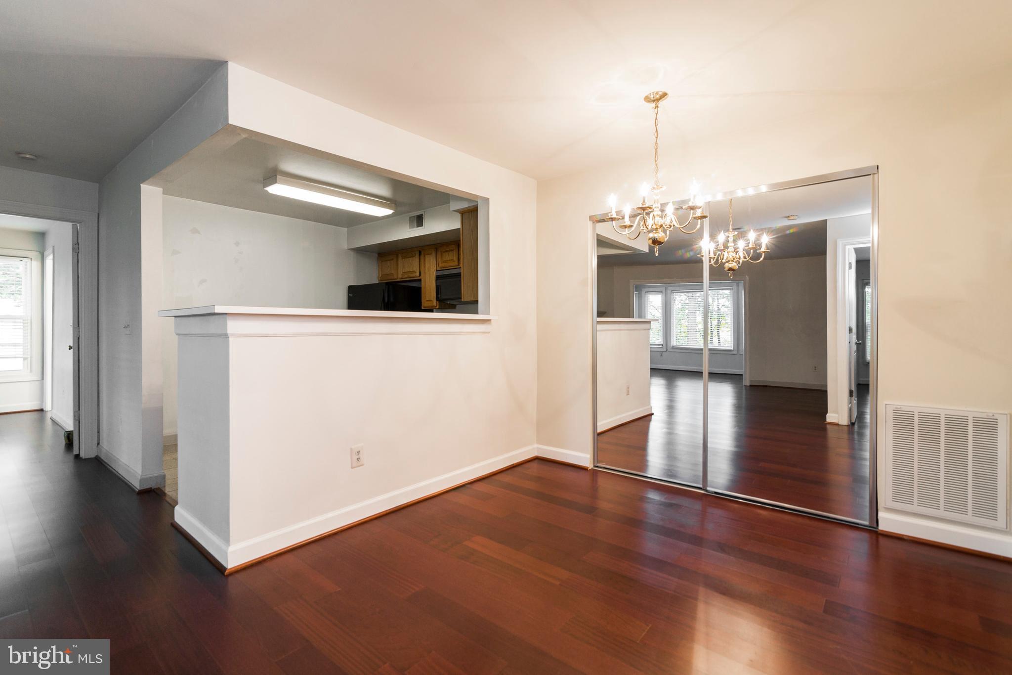 17045 Islip Loop, Unit 103 Dumfries, VA 22026 - Photo 5 of 35