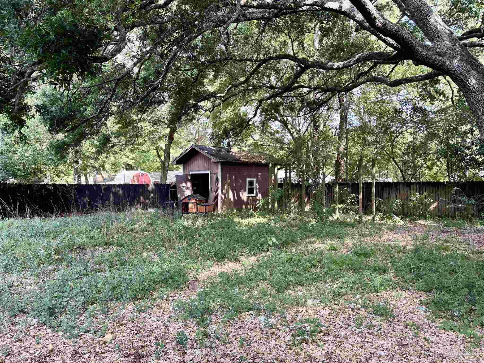 4856 Jennifer Lane Pace, FL 32571 - Photo 15 of 18