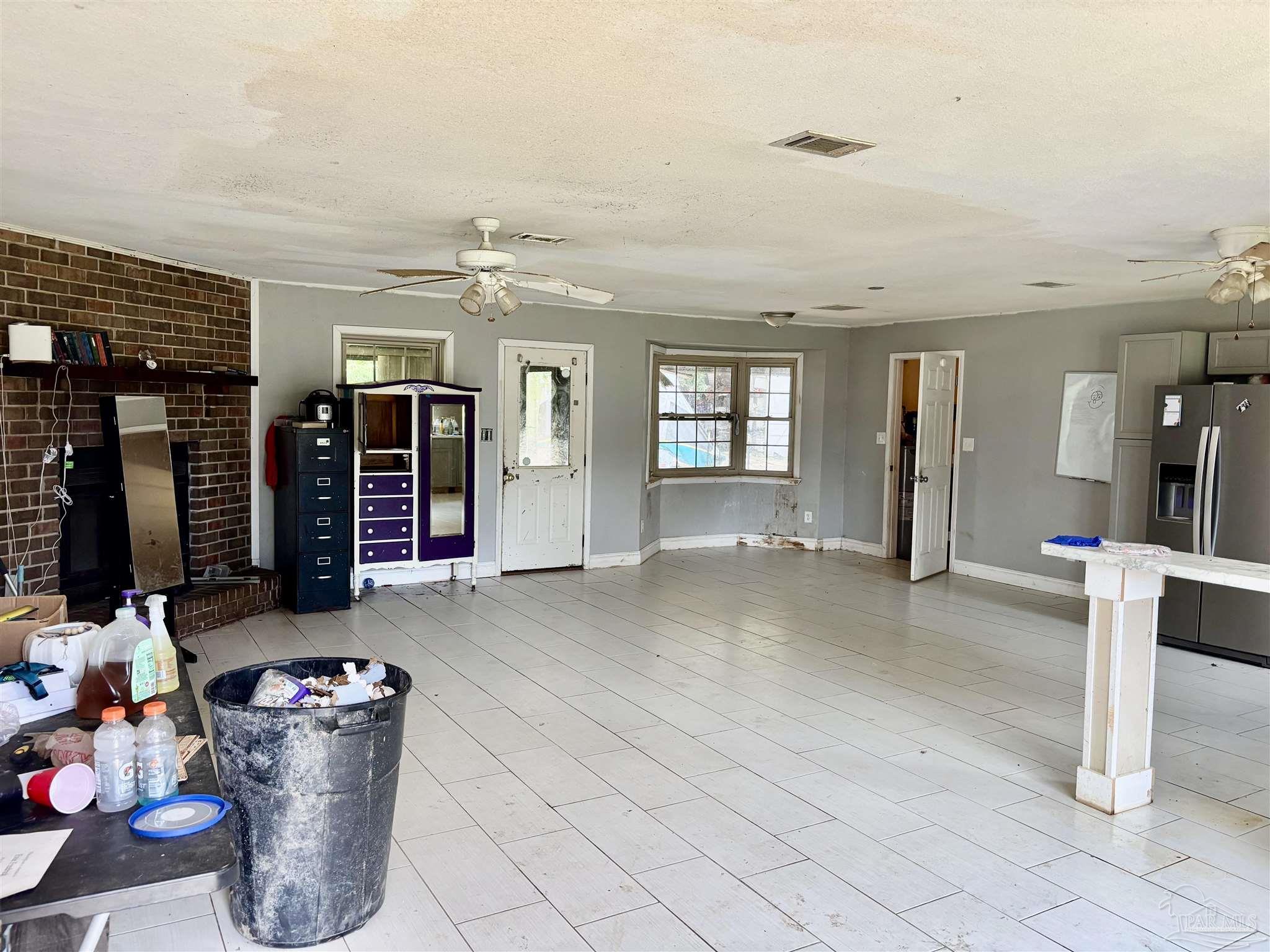 4856 Jennifer Lane Pace, FL 32571 - Photo 3 of 18