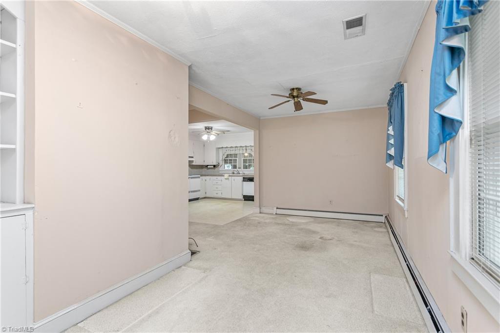 3629 Leonard Road Lexington, NC 27295 - Photo 11 of 36 Den Featuring built in