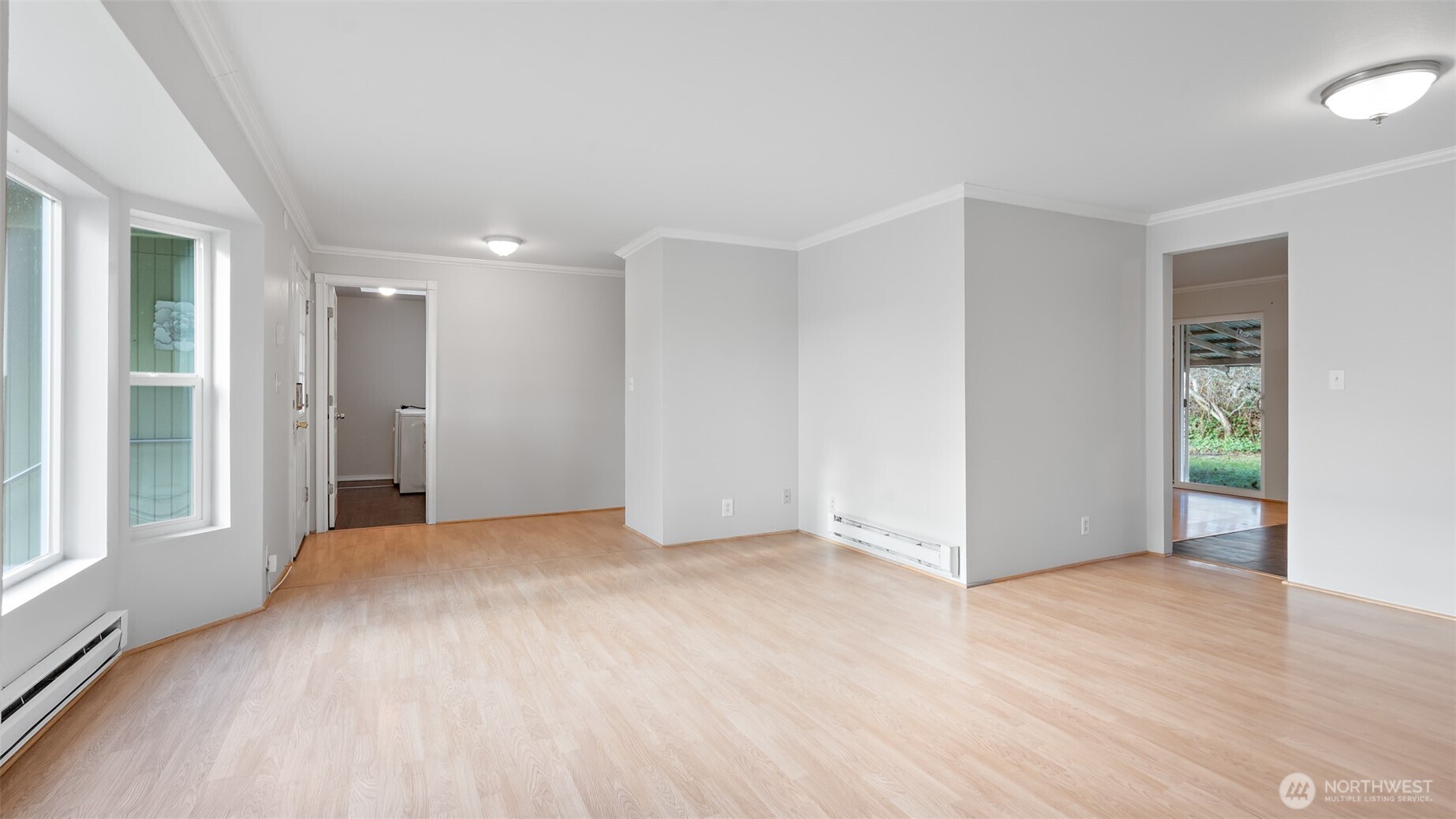 808 East 31st Street Bremerton, WA 98310 - Photo 10 of 37