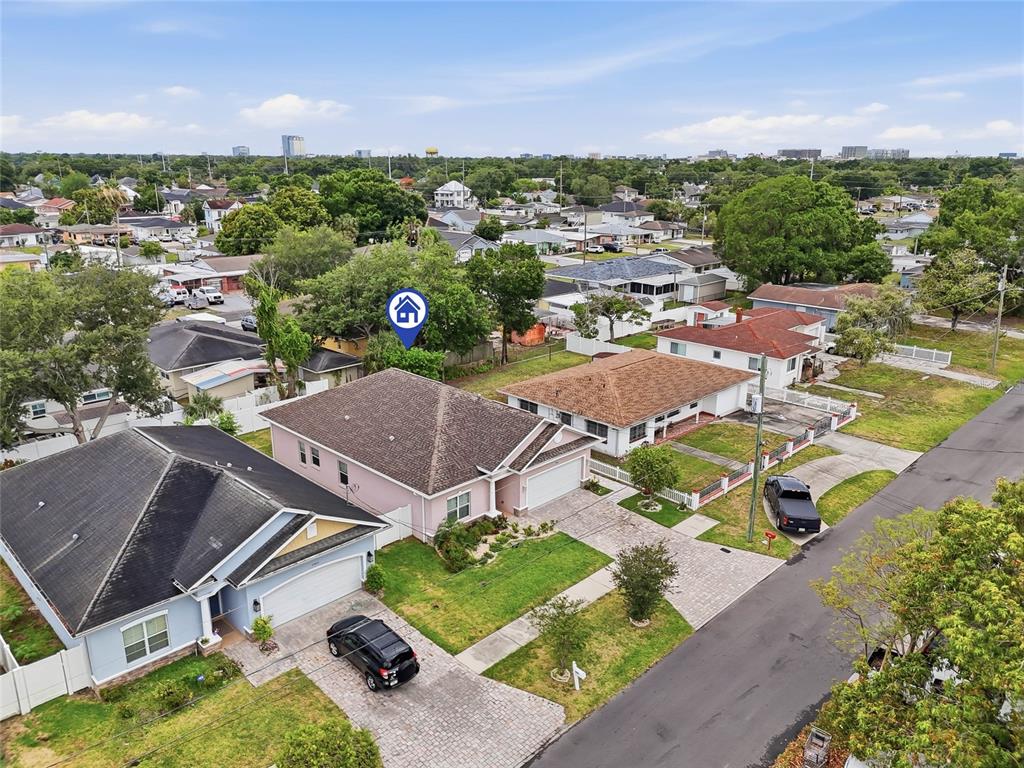 2906 West Douglas Street Tampa, FL 33607 - Photo 31 of 36 an aerial view of residential houses with outdoor space