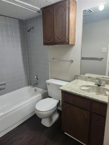 $1,600 | 5029 Winder Court, Unit D, North Richland Hills, TX 76180