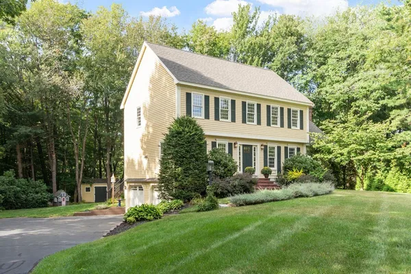 $1,100,000 | 25 Alexander Drive, Hampton, NH 03842