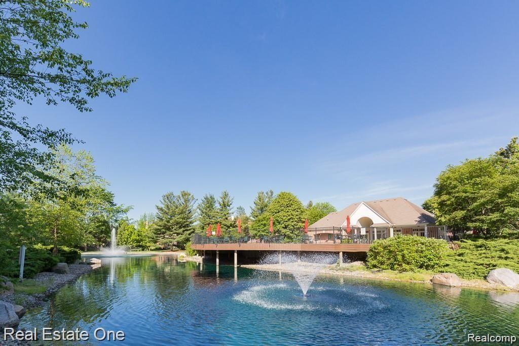 1712 Chase Drive Rochester, MI 48307 - Photo 41 of 44