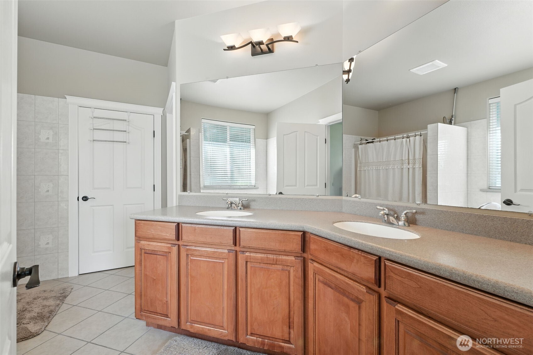 6795 Northeast D 8 Road Moses Lake, WA 98837 - Photo 18 of 38