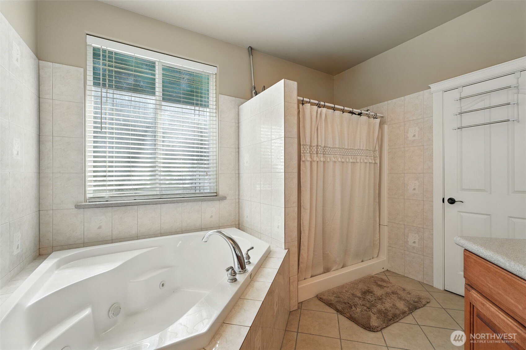 6795 Northeast D 8 Road Moses Lake, WA 98837 - Photo 19 of 38