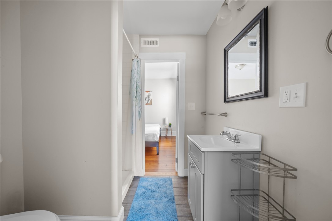 8 Spring Street, Unit A Newport, RI 02840 - Photo 25 of 30