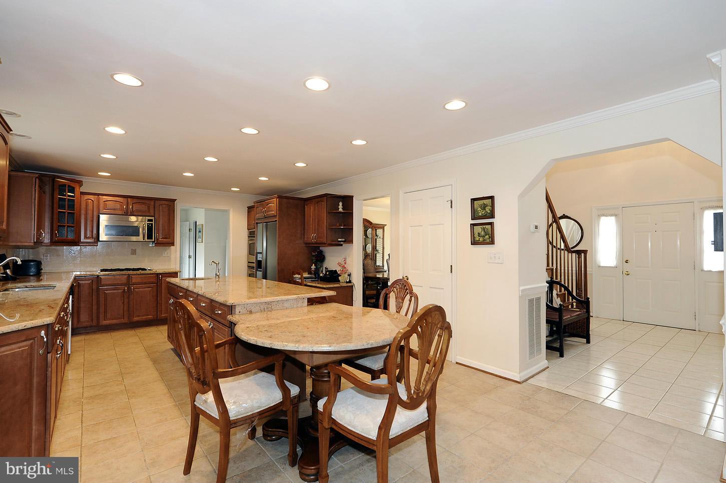 12309 Riverview Road Fort Washington, MD 20744 - Photo 11 of 30 Kitchen