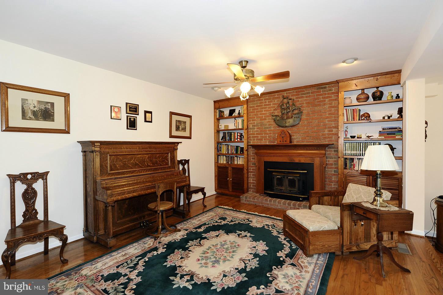 12309 Riverview Road Fort Washington, MD 20744 - Photo 12 of 30 Family Room