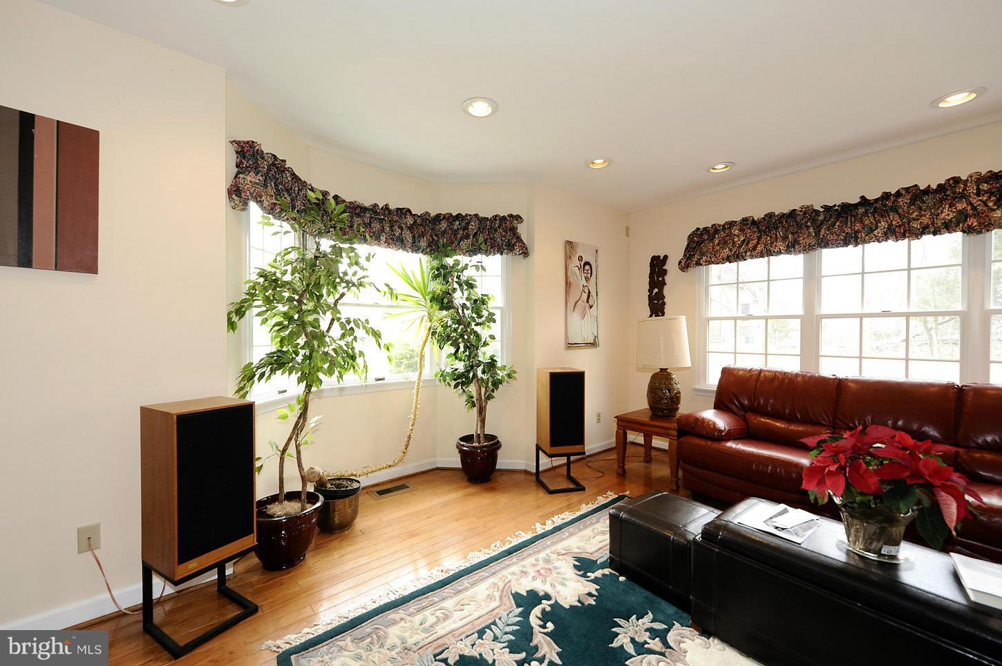 12309 Riverview Road Fort Washington, MD 20744 - Photo 16 of 30 Interior (General)