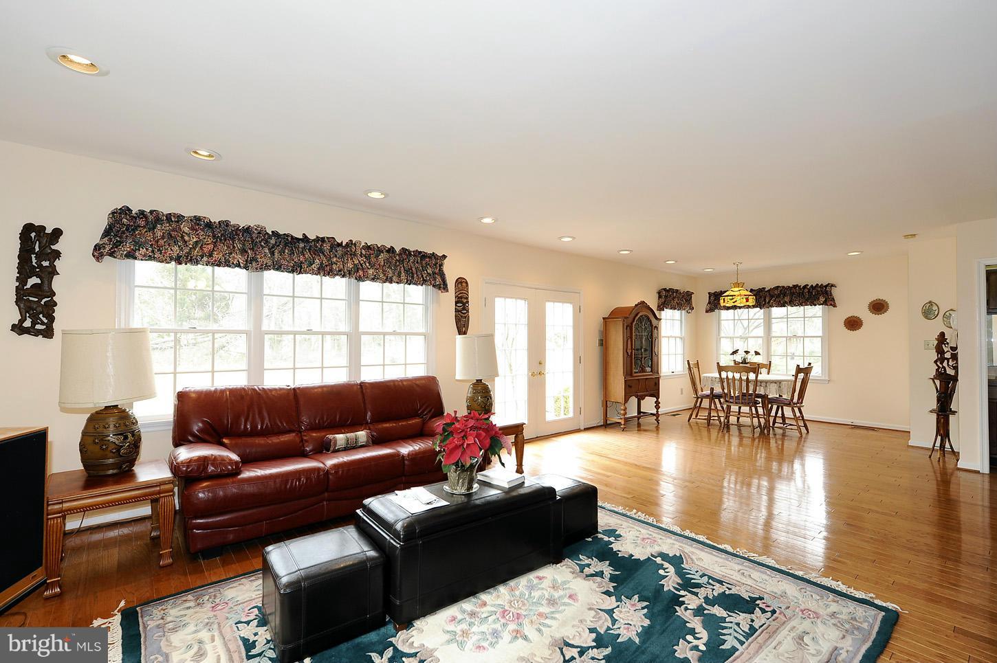 12309 Riverview Road Fort Washington, MD 20744 - Photo 17 of 30 Interior (General)