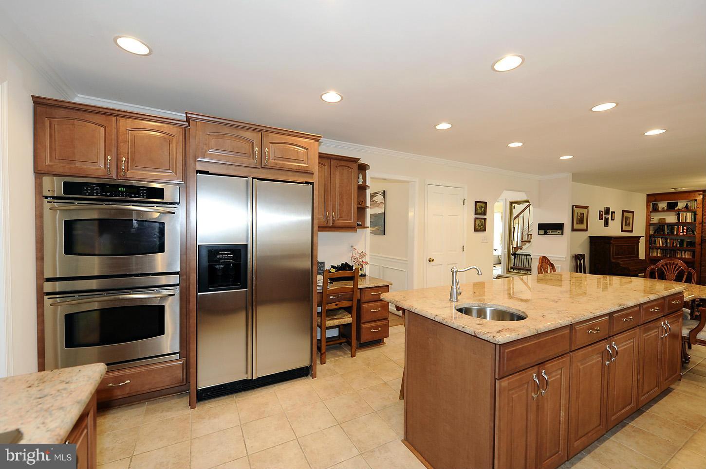 12309 Riverview Road Fort Washington, MD 20744 - Photo 10 of 30 Kitchen