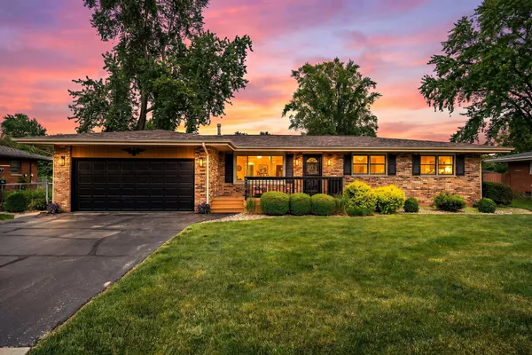 $314,900 | 5515 Stone Avenue, Portage, IN 46368