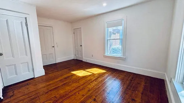 $2,850 | 93 Peirce Street, Unit 2, Middleboro, MA 02346