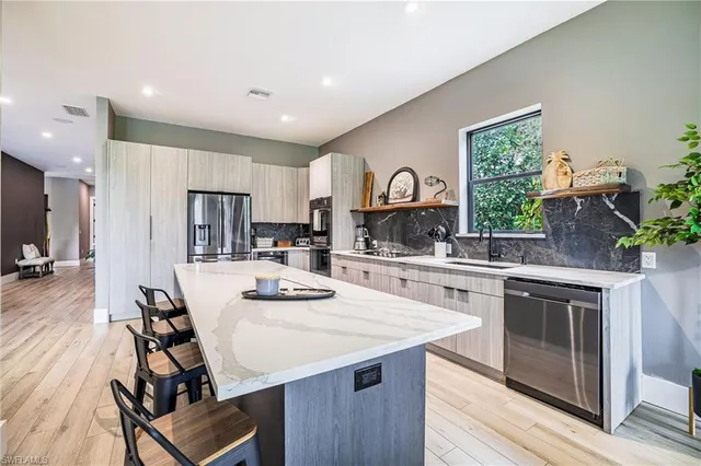 $1,599,000 | 4269 15th Avenue Southwest, Naples, FL 34116