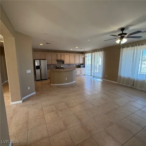 $3,500 | 10248 Santo Nina Court, Las Vegas, NV 89135