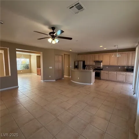 $3,500 | 10248 Santo Nina Court, Las Vegas, NV 89135