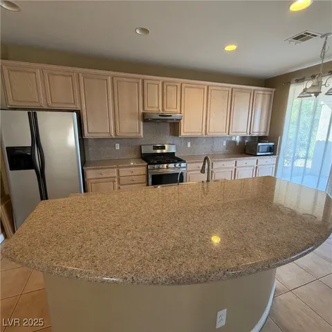 $3,500 | 10248 Santo Nina Court, Las Vegas, NV 89135