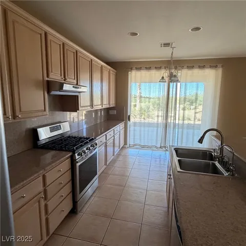 $3,500 | 10248 Santo Nina Court, Las Vegas, NV 89135