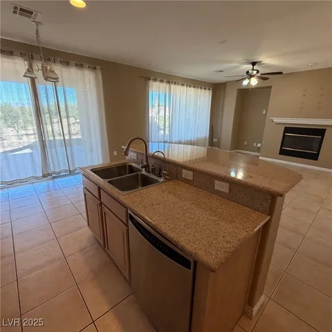 $3,500 | 10248 Santo Nina Court, Las Vegas, NV 89135