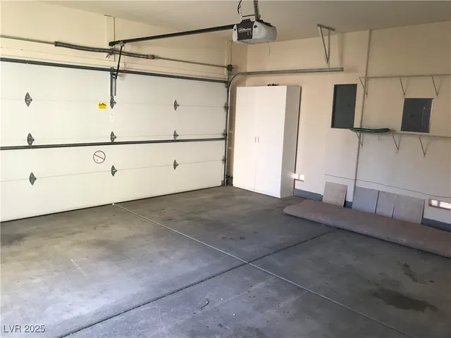 $3,500 | 10248 Santo Nina Court, Las Vegas, NV 89135