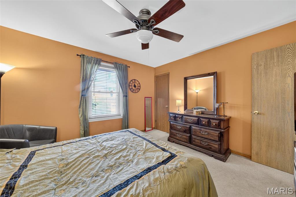 25 Universal Drive St. Peters, MO 63376 - Photo 18 of 37