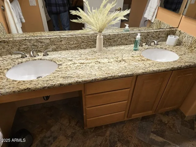 $3,200 | 15866 West Cisa Rio Lane, Surprise, AZ 85374