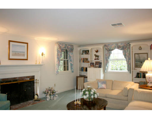 3 Brewster Road Wayland, MA 01778 - Photo 5 of 25