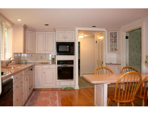 3 Brewster Road Wayland, MA 01778 - Photo 6 of 25