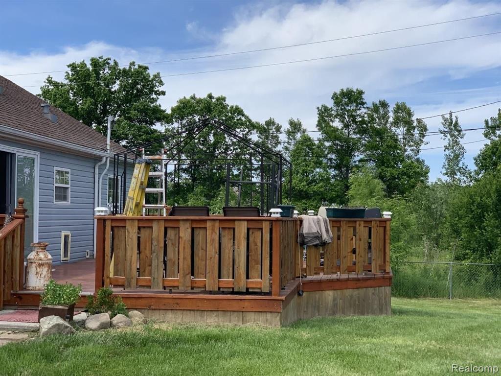 24201 Carleton West Road Belleville, MI 48111 - Photo 3 of 19 Gallery Image 3