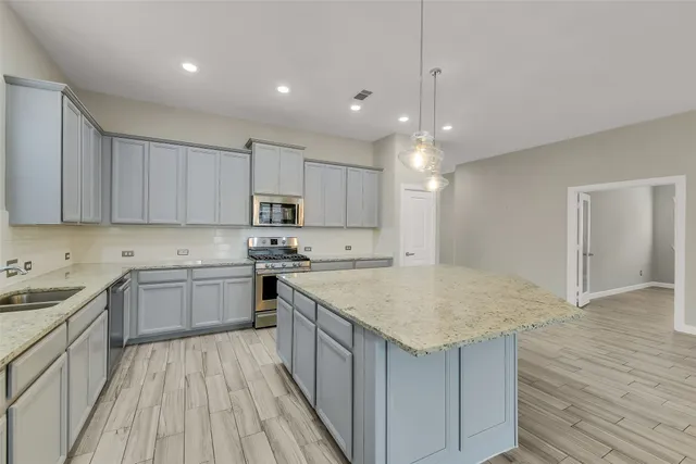 $2,700 | 31778 Twin Timbers Lane, Spring, TX 77386