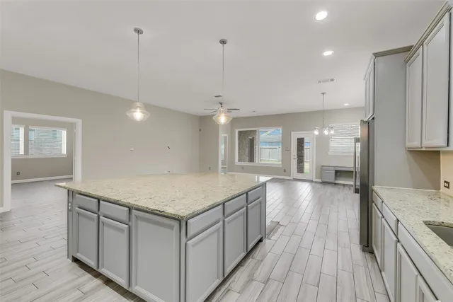 $2,700 | 31778 Twin Timbers Lane, Spring, TX 77386