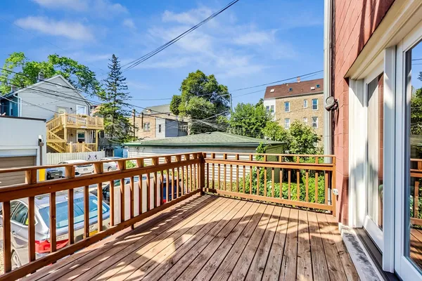 $4,200 | 2233 West Medill Avenue, Unit D, Chicago, IL 60647