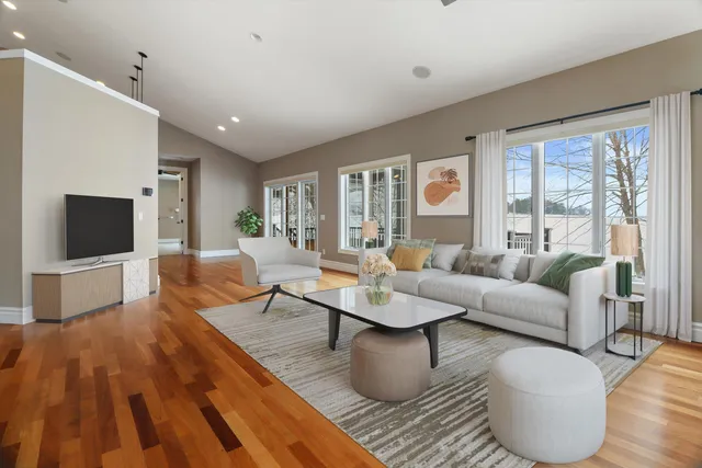 $799,000 | 325 Riviera Street, Oregon, WI 53575