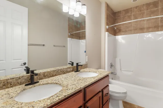 $799,000 | 325 Riviera Street, Oregon, WI 53575