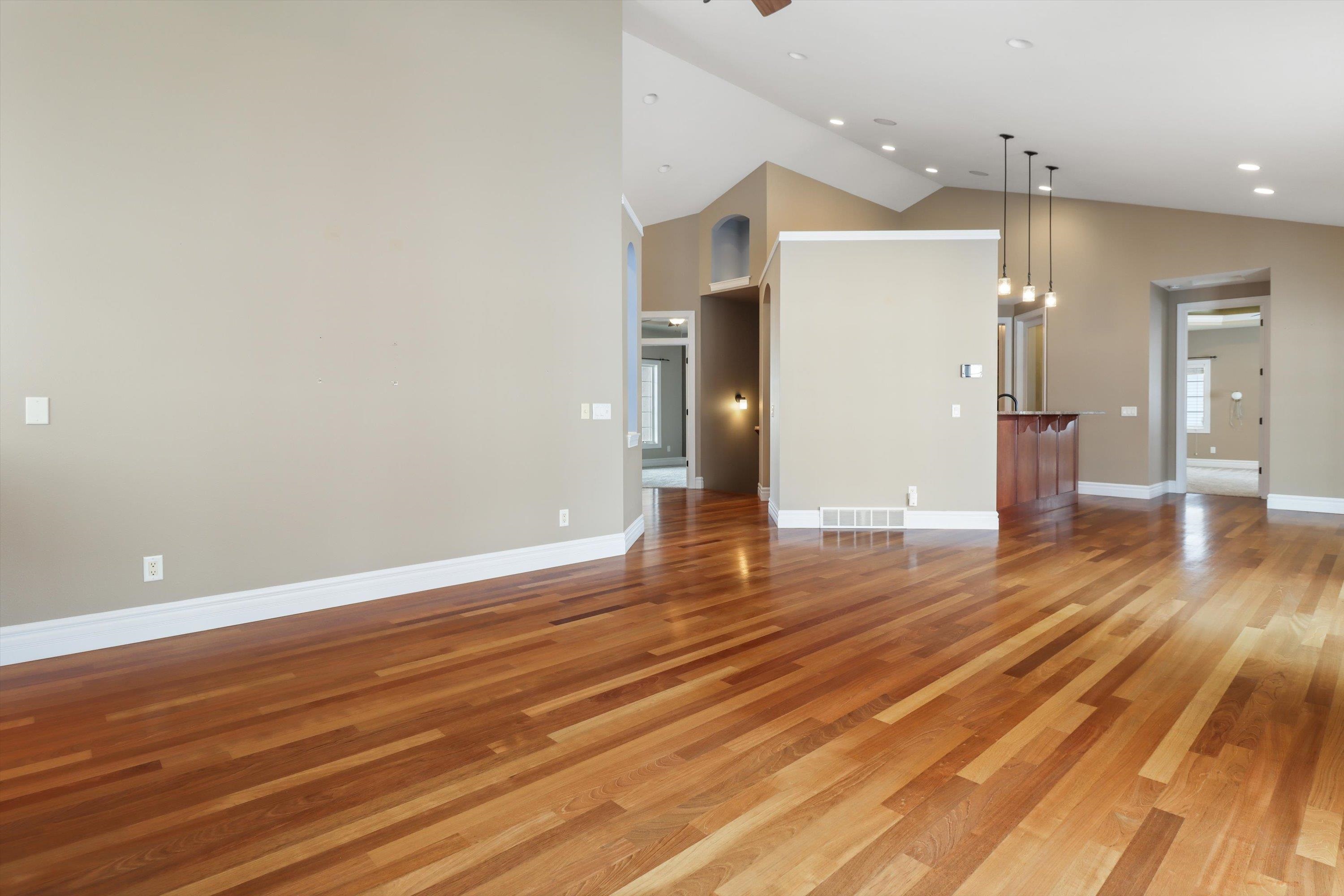 325 Riviera Street Oregon, WI 53575 - Photo 5 of 48