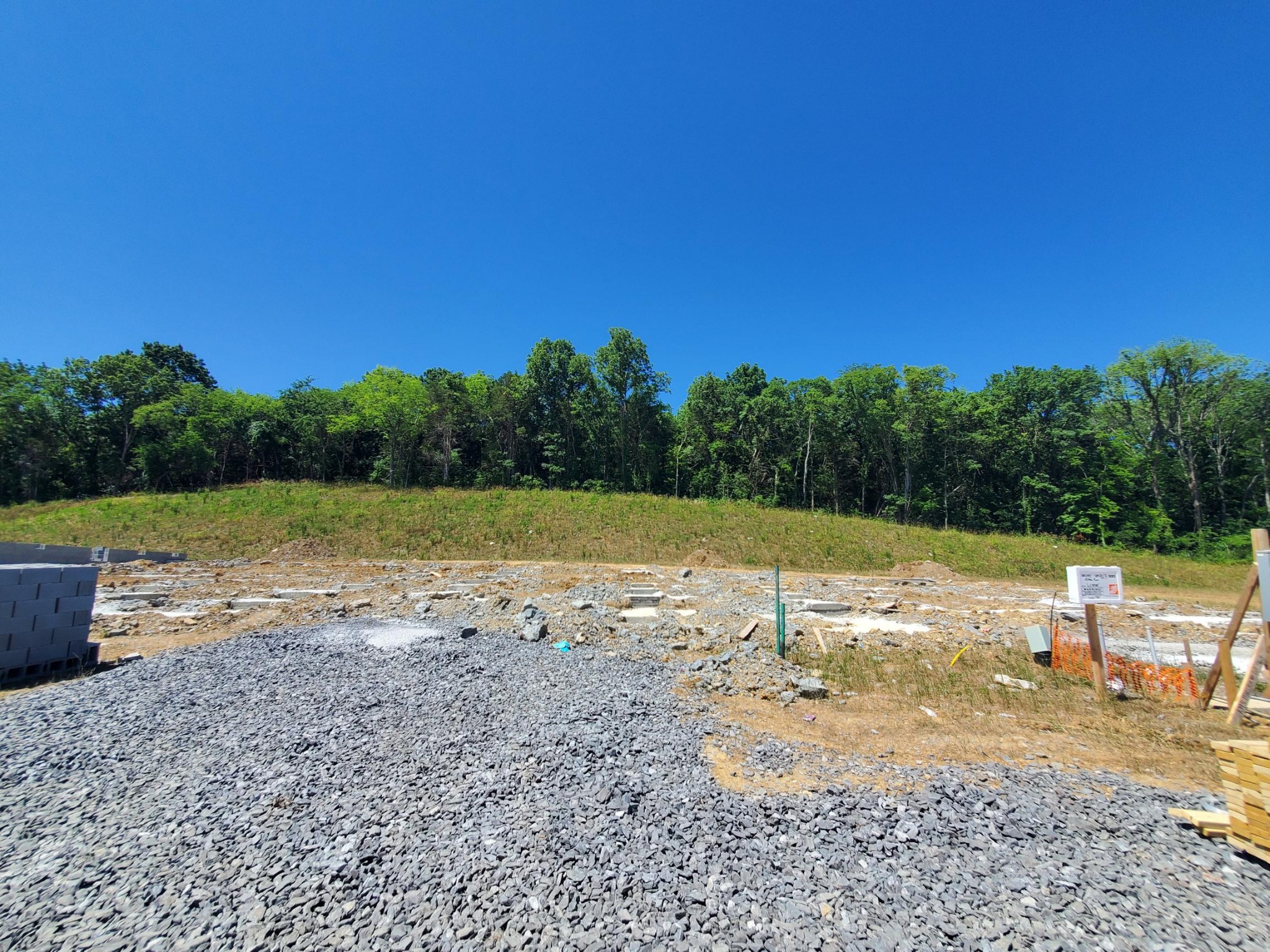 1093 Pebble Run Road Hendersonville, TN 37075 - Photo 2 of 22 Gallery Image 2