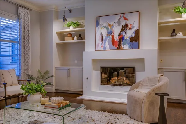 $1,000,000 | 3810 Hawthorne Avenue, Dallas, TX 75219