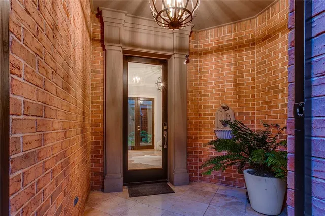 $1,000,000 | 3810 Hawthorne Avenue, Dallas, TX 75219