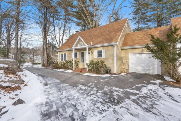 $899,900 | 14 Valleybrook Road, Unit 14, Ogunquit, ME 03907