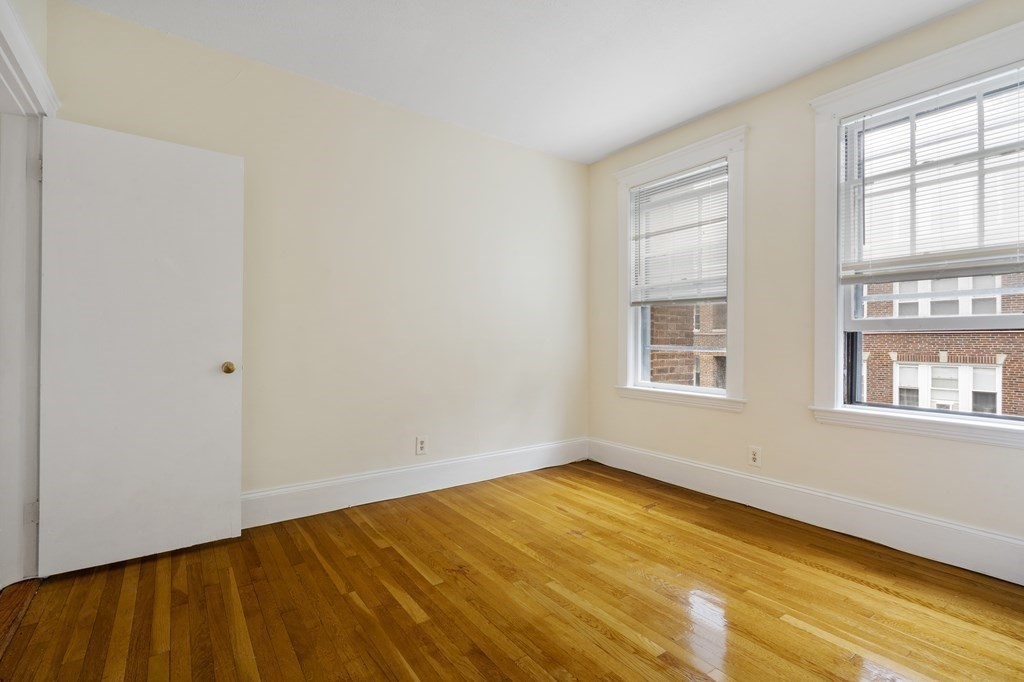 120 Sutherland Road, Unit 6 Boston, MA 02135 - Photo 5 of 13