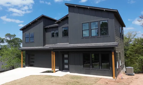 $389,000 | 120 Kaelepulu Drive, Bastrop, TX 78602