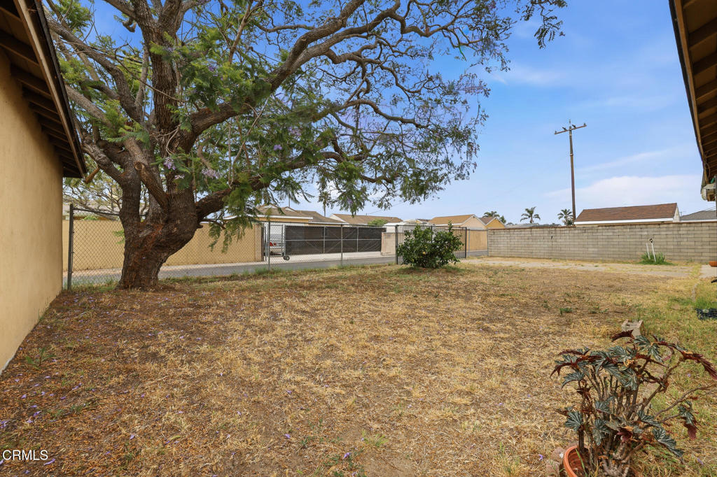456 East Poplar Street Oxnard, CA 93033 - Photo 6 of 27