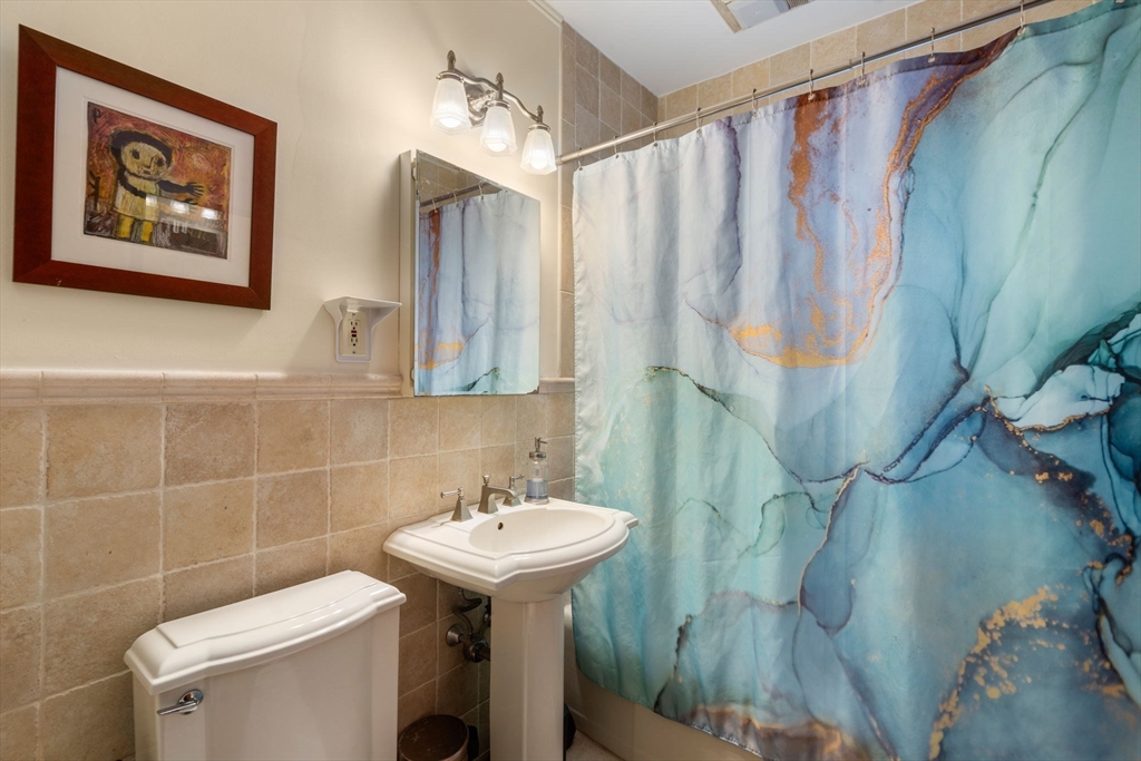 36 Wellsmere Road, Unit 36 Boston, MA 02131 - Photo 20 of 33 Gallery Image 20