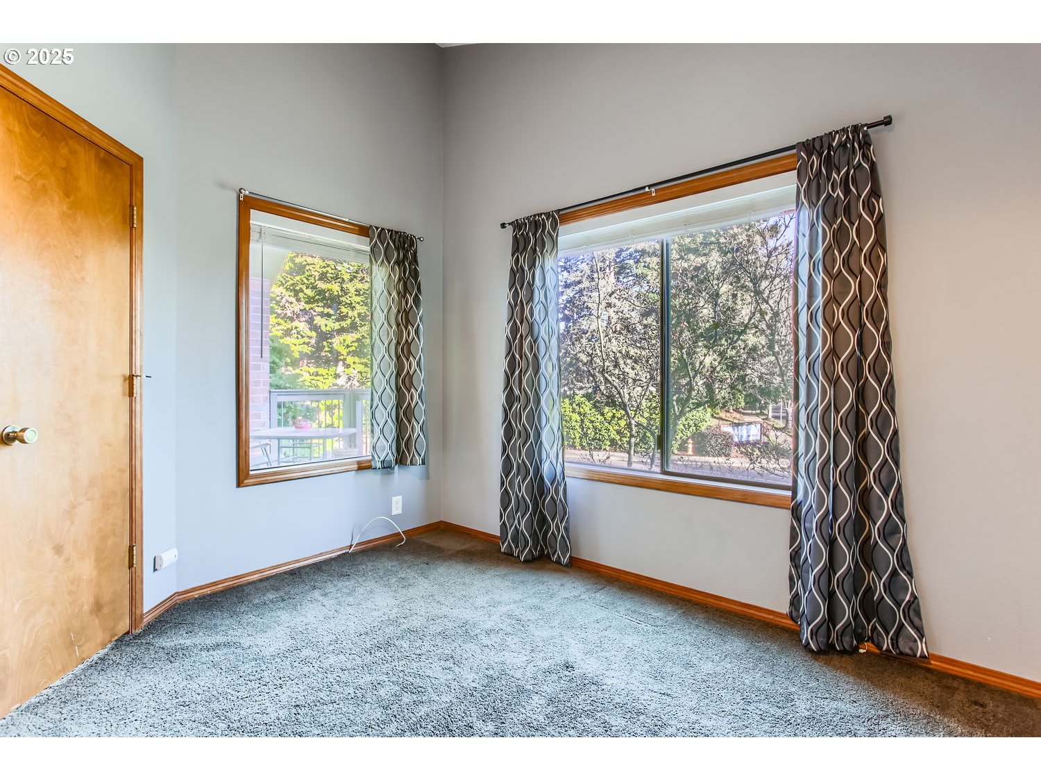 15655 Southwest 114th Court, Unit 10 Portland, OR 97224 - Photo 24 of 27 a view of empty room with front door
